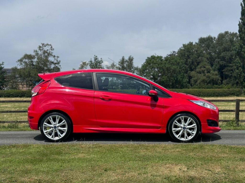 Ford Fiesta 1L Zetec S Red #3