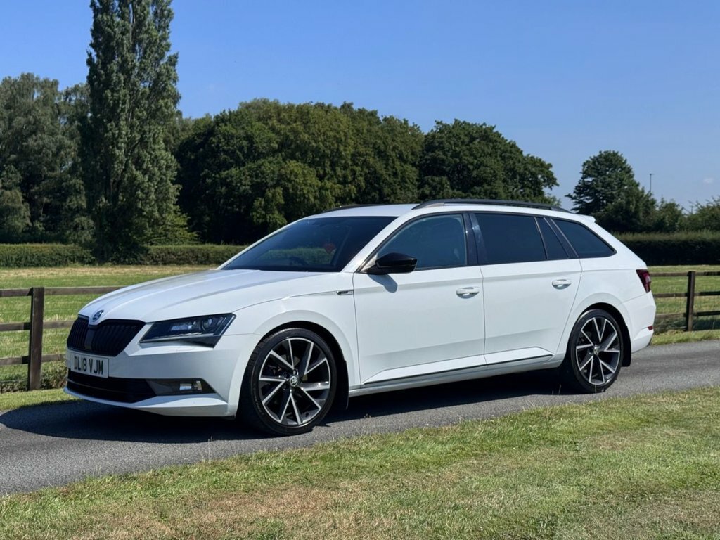 Skoda Superb 1.4L Sportline White #6