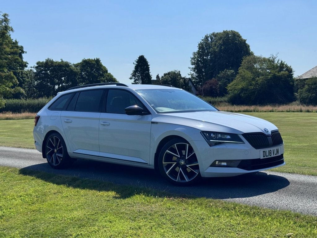 Skoda Superb 1.4L Sportline White