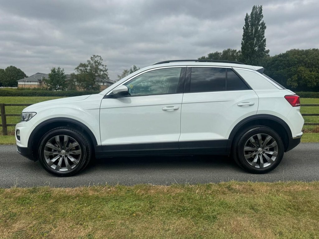Volkswagen T-Roc 1L Se CX20PXG White #6