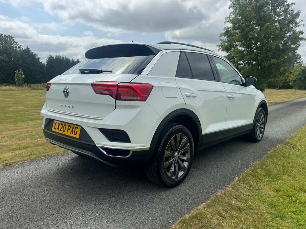 Volkswagen T-Roc 1L Se CX20PXG White #3