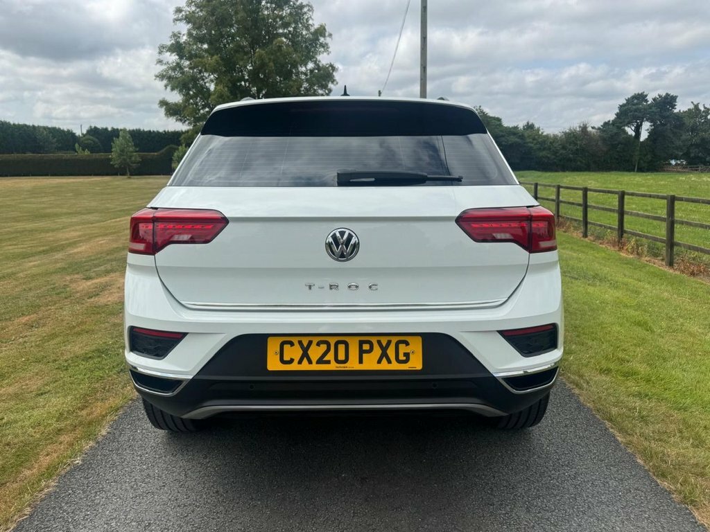 Volkswagen T-Roc 1L Se CX20PXG White #4