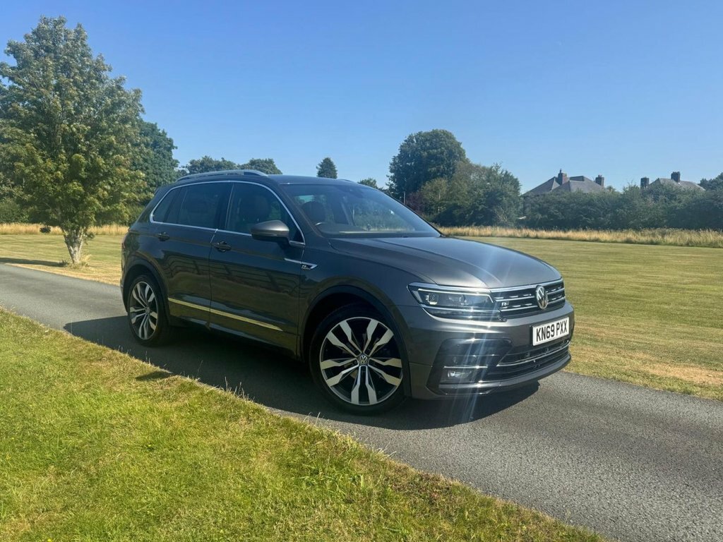 Volkswagen Tiguan 1.5L R-line Tech Grey