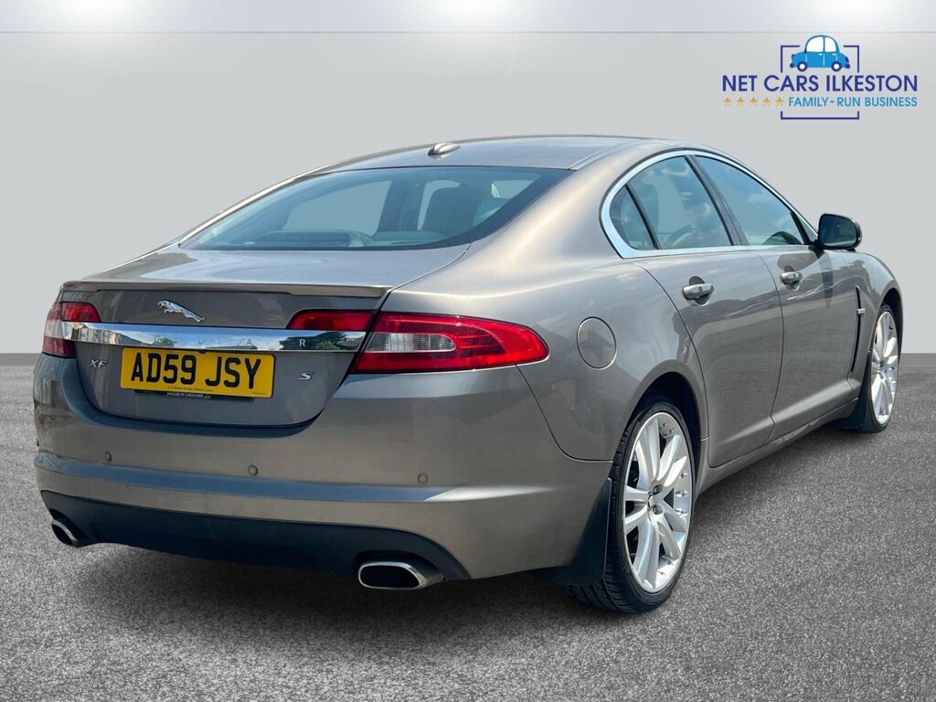 Jaguar XF 3.0D V6 Luxury Saloon Euro 5 240 Silver #9