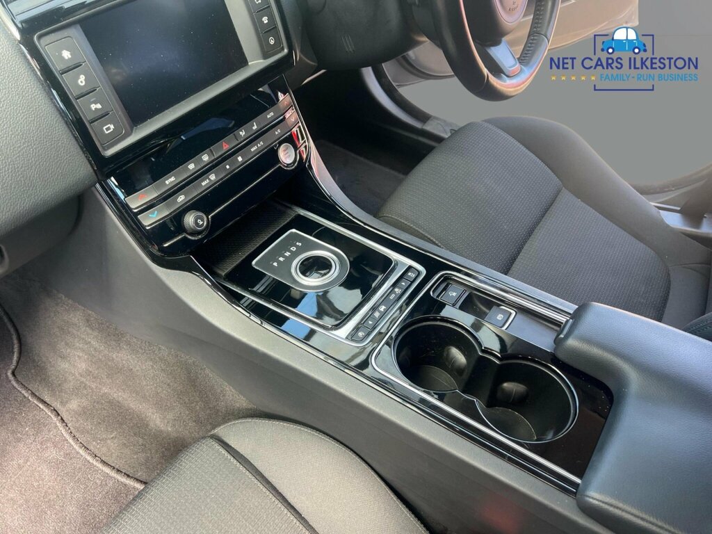 Jaguar XE  Red #11