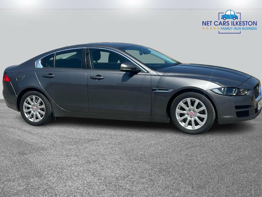 Jaguar XE  Red #8