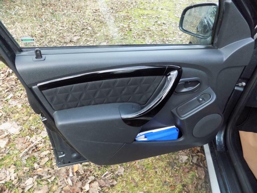 Dacia Duster Hatchback Blue #22