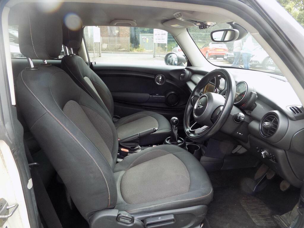 Mini Hatch 1.2 One Euro 6 S S White #4