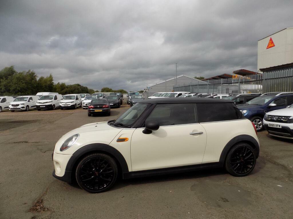 Mini Hatch 1.2 One Euro 6 S S White #2