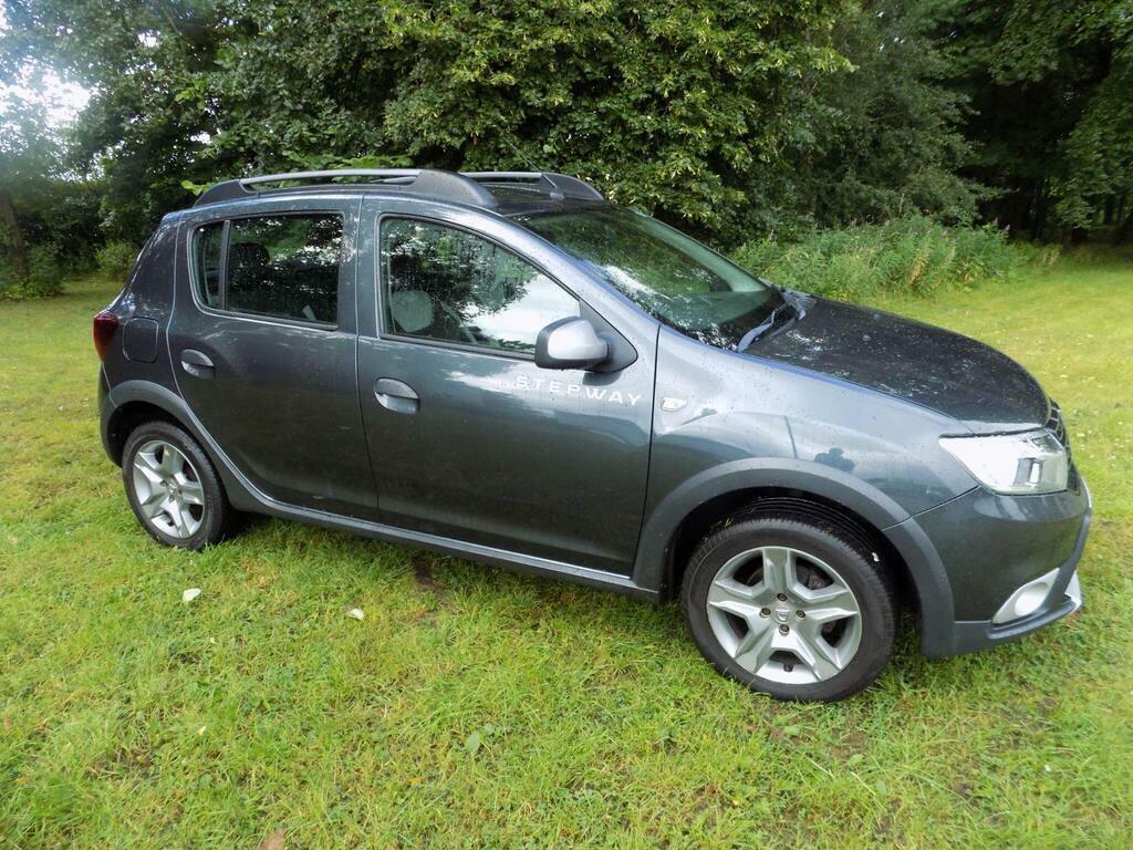 Dacia Sandero Stepway 1.5 Dci Laureate Euro 6 Ss Black #13