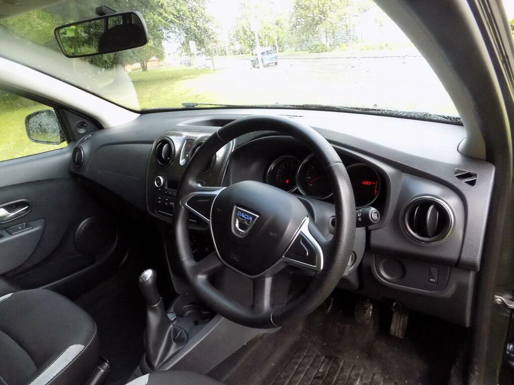 Dacia Sandero Stepway 1.5 Dci Laureate Euro 6 Ss Black #17