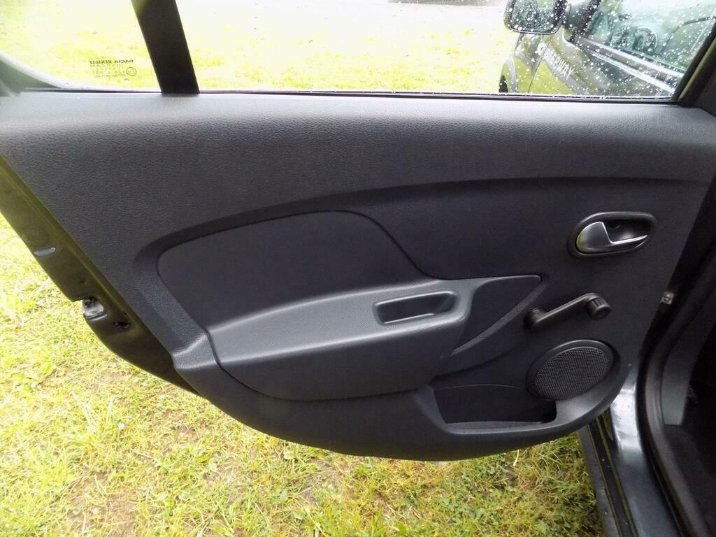 Dacia Sandero Stepway 1.5 Dci Laureate Euro 6 Ss Black #26