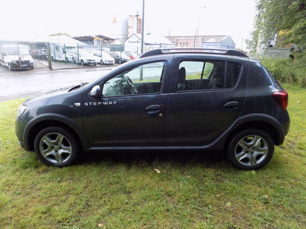 Dacia Sandero Stepway 1.5 Dci Laureate Euro 6 Ss Black #10