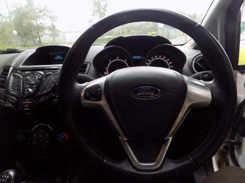 Ford Fiesta 1.3L Zetec Blue #17
