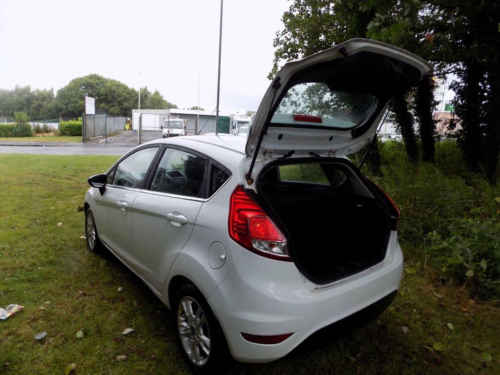 Ford Fiesta 1.3L Zetec Blue #28