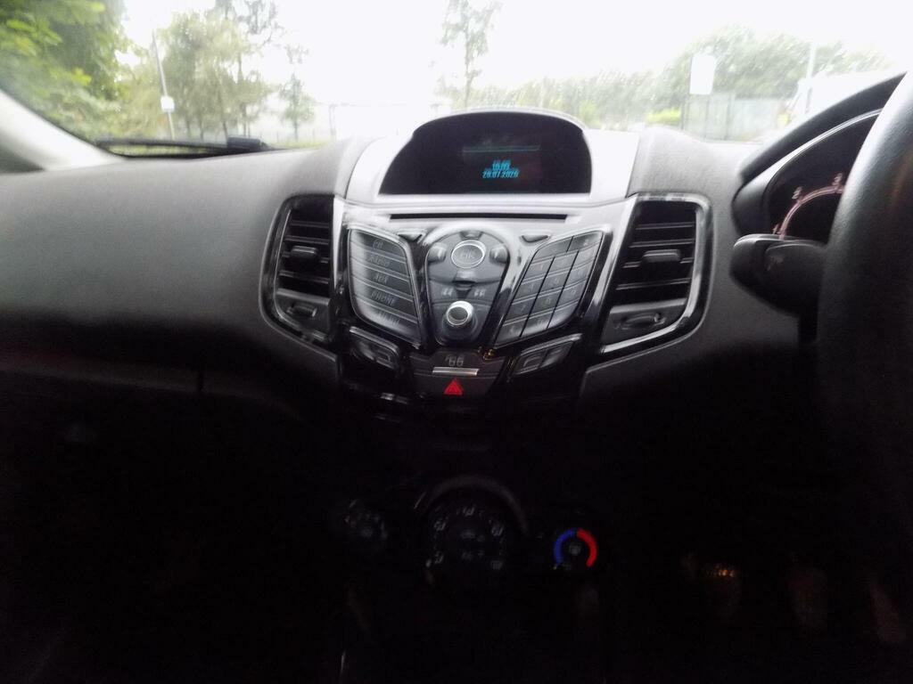 Ford Fiesta 1.3L Zetec Blue #18