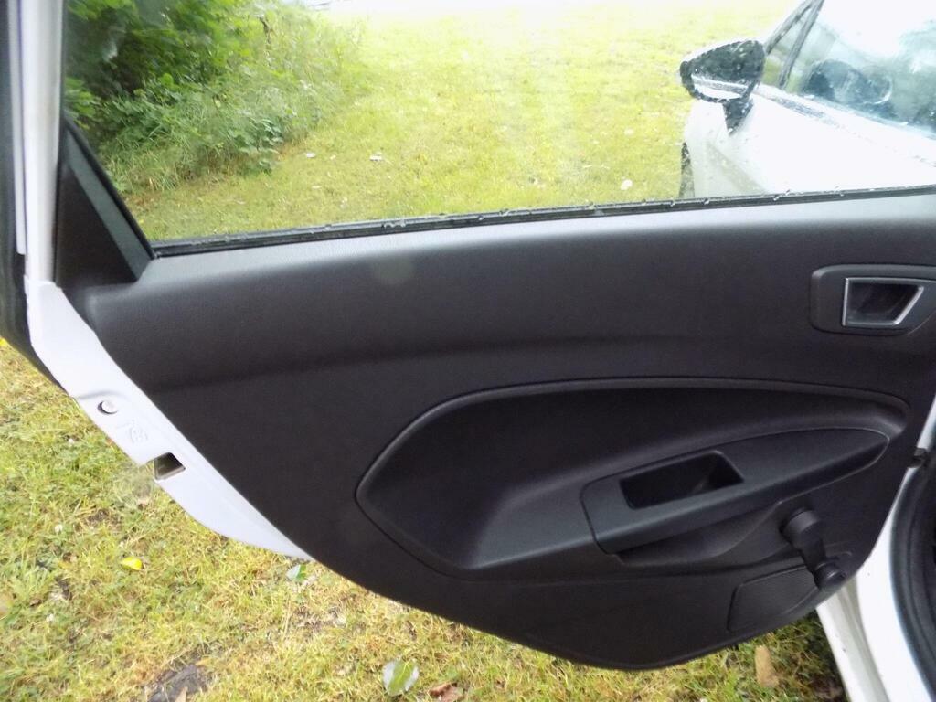 Ford Fiesta 1.3L Zetec Blue #25