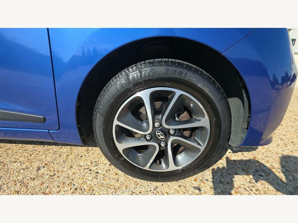 Hyundai I10 Se White #21