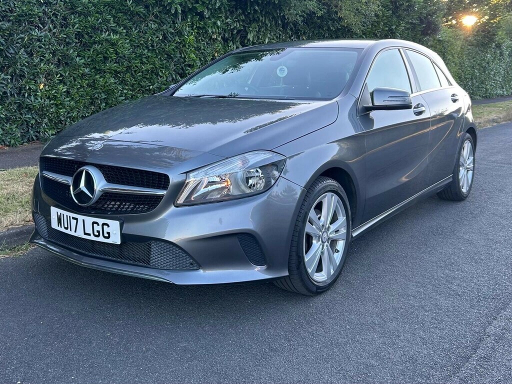 Mercedes-Benz A Class Hatchback 1.5 A180d Sport 7G-dct Euro 6 Ss WU17LGG Grey #5