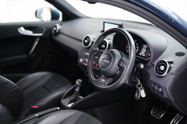 Audi A1 1.4 Tfsi Cod S Line Hatchback S Tronic CN04DBO Blue #3