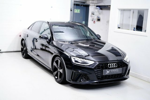 Audi A4 2.0 Tdi 35 Black Edition Saloon S Troni Black