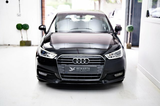 Audi A1 1.6 Tdi Sport Sportback S Tronic Euro 6 Black #4