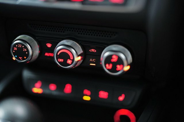 Audi A1 1.4 Tfsi Sport S Tronic Black #39