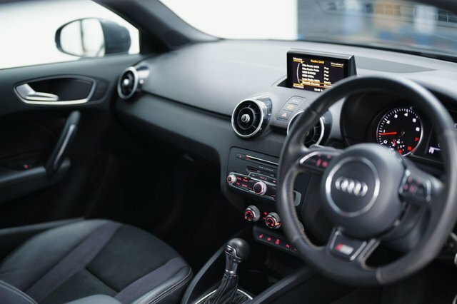Audi A1 1.4 Tfsi Sport S Tronic Black #17