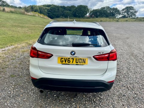 BMW X1 Sdrive18i Se White #4