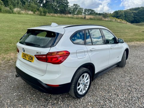 BMW X1 Sdrive18i Se White #3