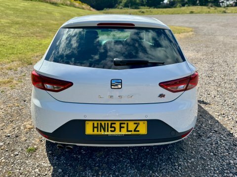 Seat Leon Tsi Fr Technology White #4