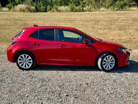 Toyota Corolla Vvt-i Design Red #2