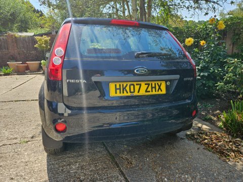 Ford Fiesta St #24