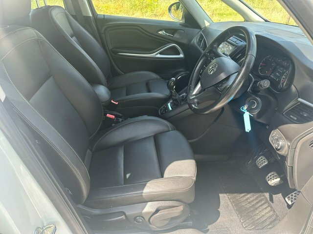 Vauxhall Zafira Tourer 1.4I Turbo Sri Nav Mpv Euro 6 1 White #5