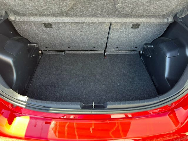 Toyota Yaris 1.33 Dual Vvt-i Icon Hatchback E YH66JXR Red #6