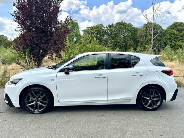Lexus CT 200H 1.8 Premier Cvt Red #35