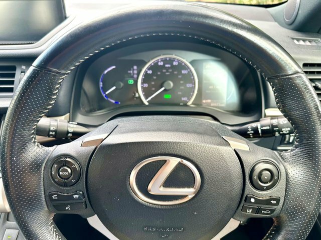 Lexus CT 1.8 200H F Sport Hatchback Hybrid Cvt E White #5