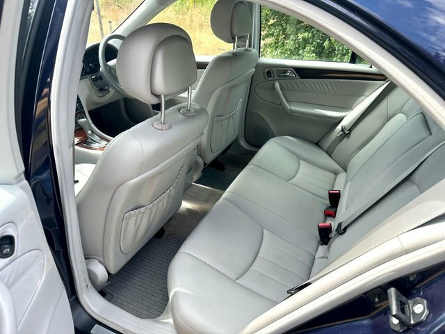 Mercedes-Benz C Class 2.1 C220 Cdi Elegance Se Saloon Blue #3