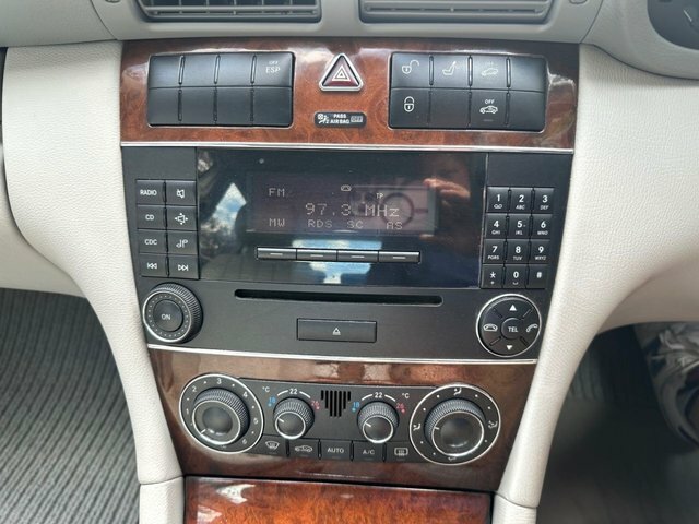 Mercedes-Benz C Class 1.8 C180 Kompressor Avantgarde Se Black #26