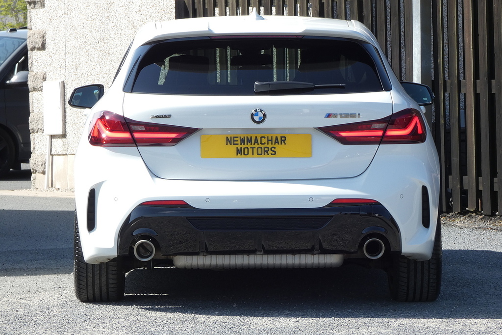BMW 1 Series 2.0 M135i Hatchback Xdrive Euro 6 BT20PXO White #3