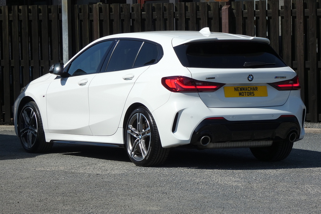 BMW 1 Series 2.0 M135i Hatchback Xdrive Euro 6 BT20PXO White #4