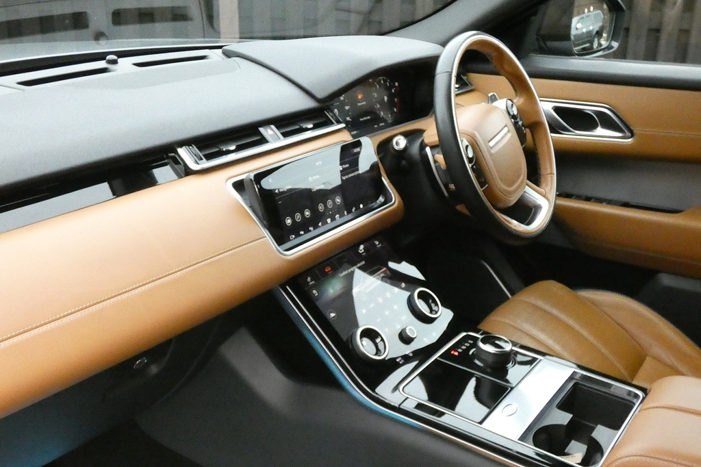 Land Rover Range Rover Velar 2.0 D240 R-dynamic Hse Black #11