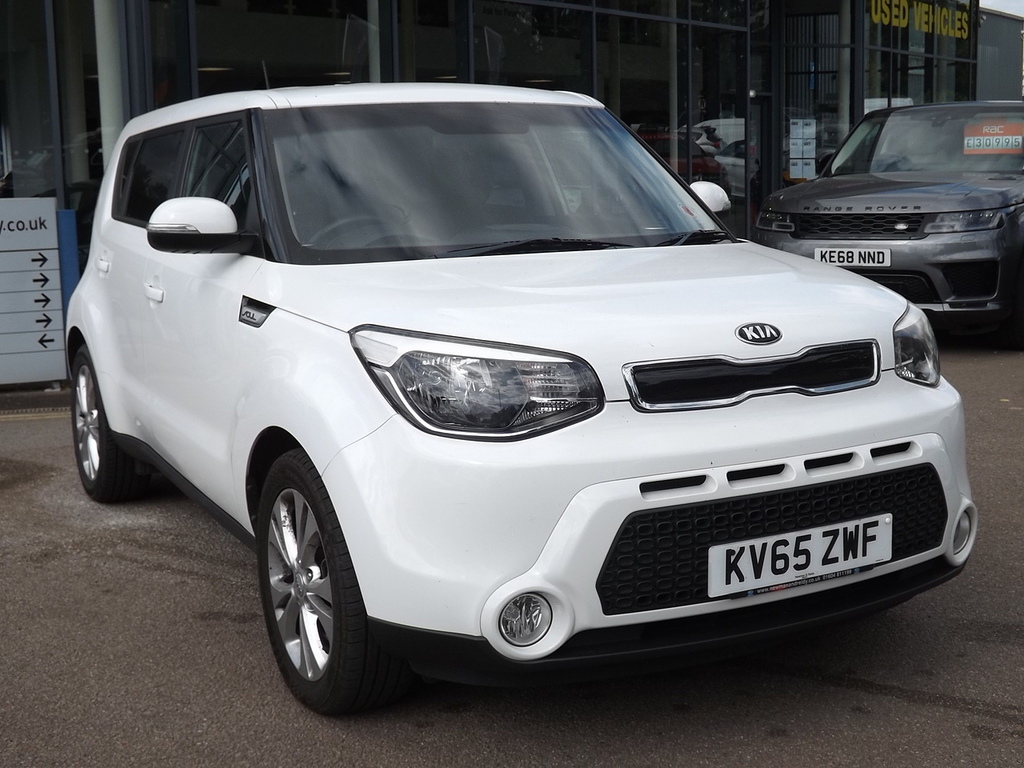 Kia Soul Crdi Connect White #3