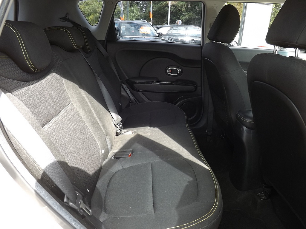 Kia Soul 1.6 Gdi Connect Euro 5 Red #14