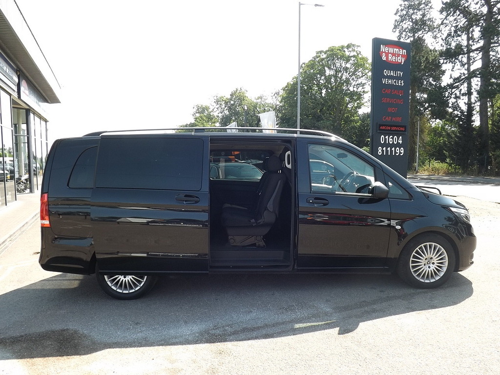 Mercedes-Benz Vito 119 Cdi Bluetec Select Black #4