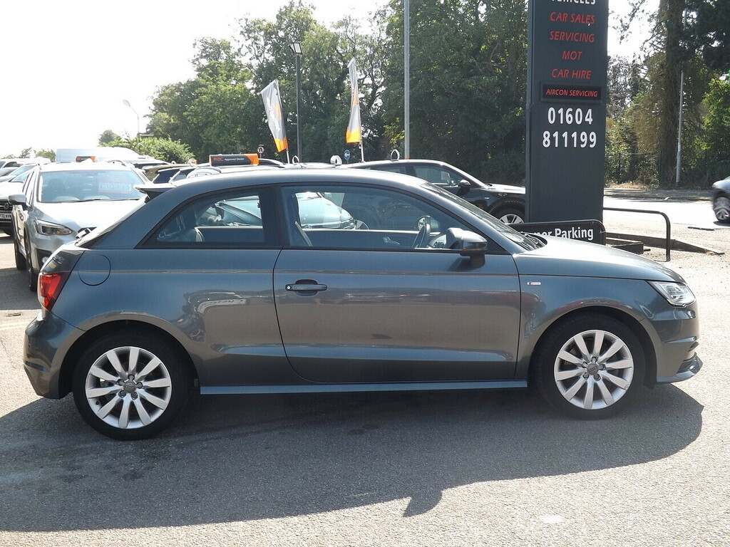 Audi A1 Tfsi S Line Grey #4