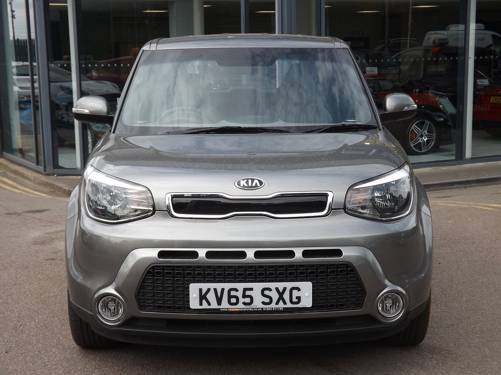 Kia Soul Crdi Connect Plus Silver #2