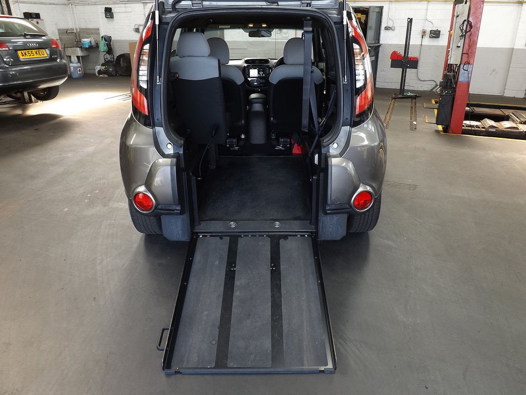 Kia Soul Crdi Connect Plus Silver #5