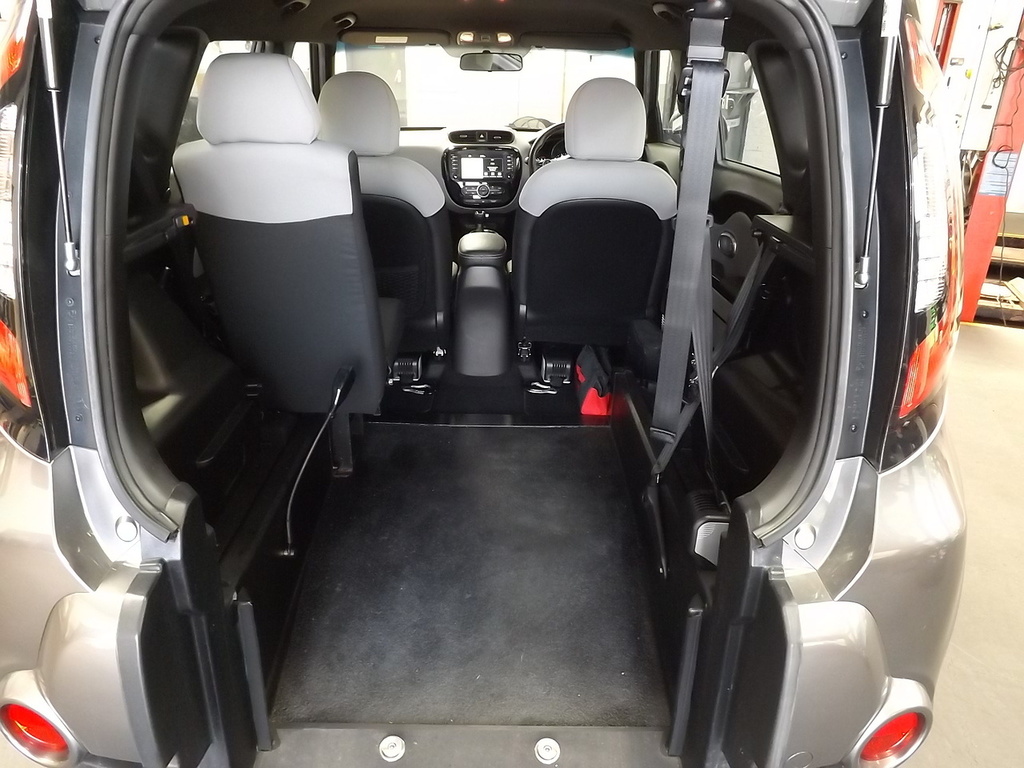 Kia Soul Crdi Connect Plus Silver #6
