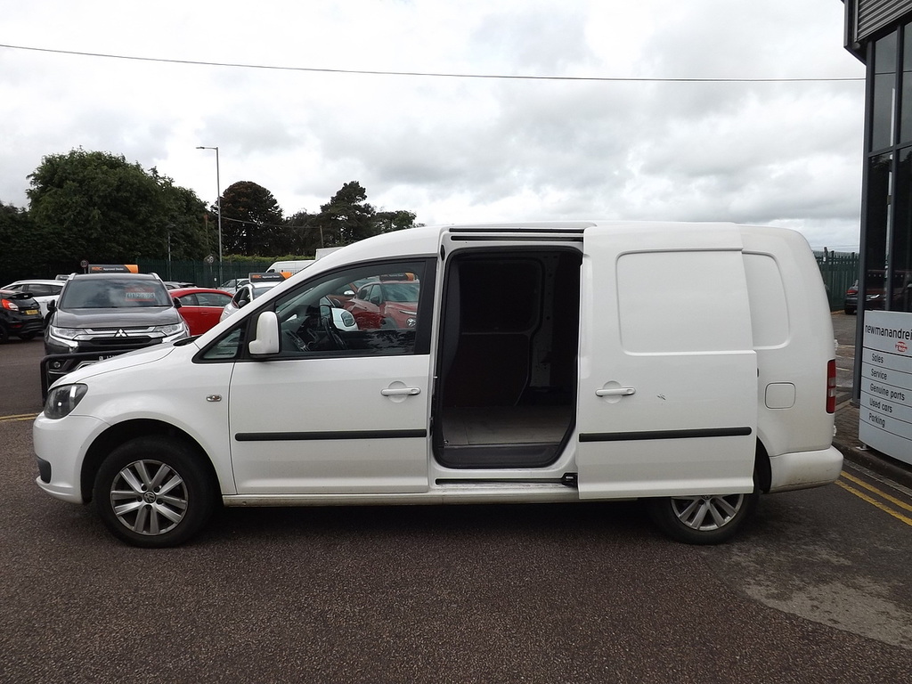 Volkswagen Caddy Maxi Tdi C20 Maxi Highline White #6